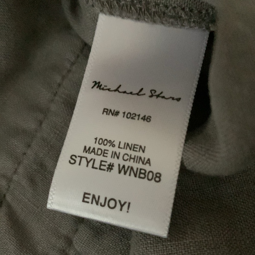 Michael Stars 💯 100% linen grey shorts with cargo style pockets & tie waist - Picture 5 of 7